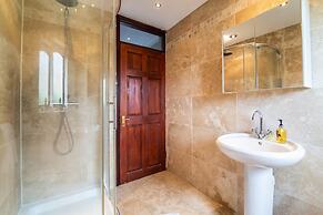 Burgess Beach House a Comfortable 4 bed House