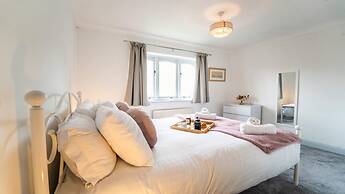 Burgess Beach House a Comfortable 4 bed House