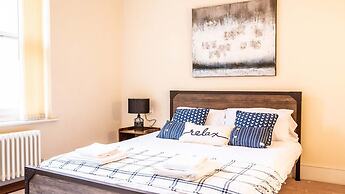 Stunning Maisonette - 3 bed - 3 Bath