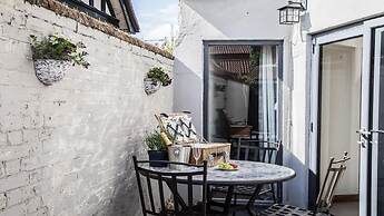 Beach Breeze Cottage Near the Beach