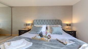 Beach Breeze Cottage Near the Beach