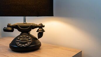 Queens Townhouse - 3 Bedrooms - Pets - Parking