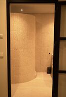 Comfy Studios Hotel