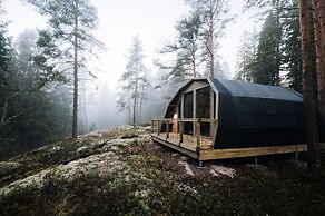 Haltia Lake Lodge nature boutique hotel & glamping