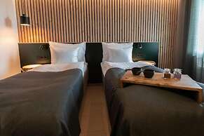 Haltia Lake Lodge nature boutique hotel & glamping