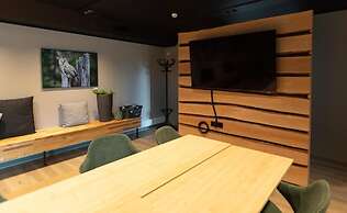 Haltia Lake Lodge nature boutique hotel & glamping