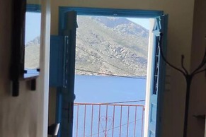 3 Bed Villa - Sleeps 6 - Terrace - Sea View