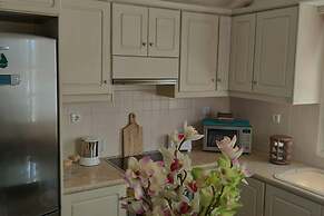 Lovely 3-bed House in