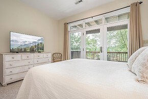 Sunset Pointe by Taylor Made Deep Creek