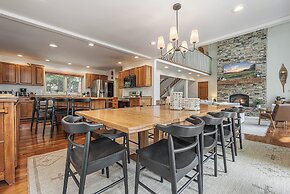 Sunset Pointe by Taylor Made Deep Creek