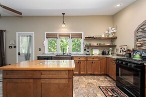 Rustic Retreat by Taylor Made Deep Creek