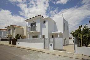 Villa Marina in Pernera