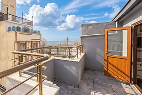 Aras Life Hotel