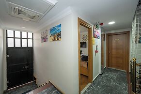 Aras Life Hotel