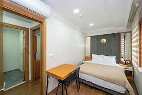 Aras Life Hotel