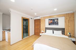 Aras Life Hotel