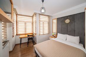 Aras Life Hotel