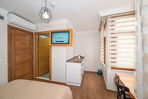 Aras Life Hotel