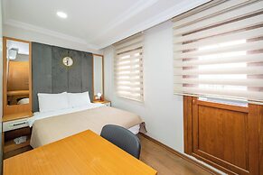 Aras Life Hotel
