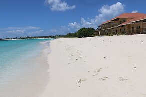 Rendezvous Bay Hotel