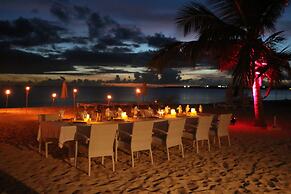 Rendezvous Bay Hotel