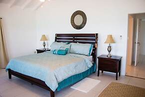 Rendezvous Bay Hotel