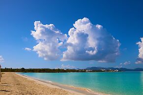 Rendezvous Bay Hotel