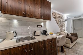 Mariet Naxos Elegant Suites