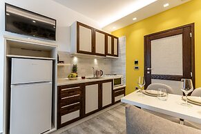 Mariet Naxos Elegant Suites