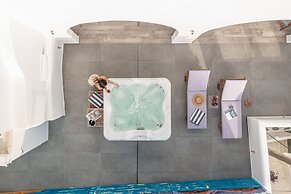 Mariet Naxos Elegant Suites