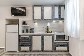 Mariet Naxos Elegant Suites