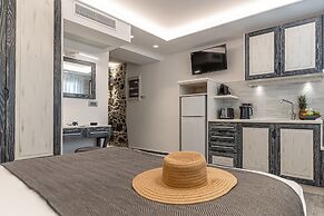 Mariet Naxos Elegant Suites