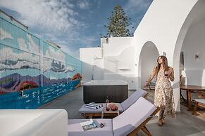Mariet Naxos Elegant Suites
