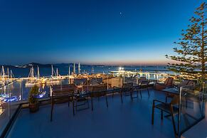 Mariet Naxos Elegant Suites