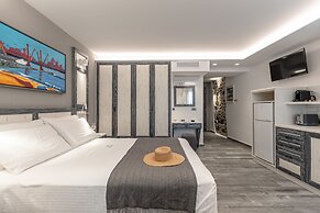 Mariet Naxos Elegant Suites