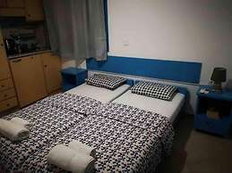 Grande Grotta Studios Armeos Masouri