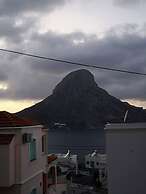 Poets Apertment in Armeos Masouri