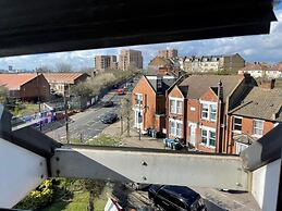 3 Bed, Sleeps 5, Wifi, Free Parking