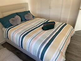 3 Bed, Sleeps 5, Wifi, Free Parking