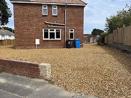 Stunning Modern 6-bedroom House all With En-suite