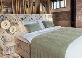 Cousins Boutique Hotel