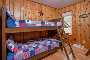 Gone Fish Inn by Taylor Made Deep Creek