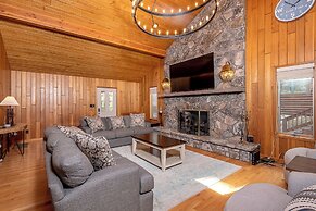 Gone Fish Inn by Taylor Made Deep Creek