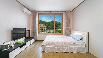 Samcheok Haeoreum Pension