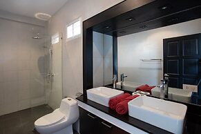 Modern Elegance 3BR Pool Villa Marine