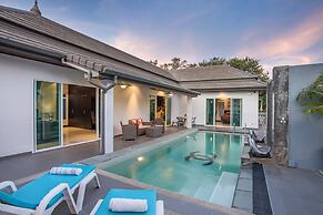 Modern Elegance 3BR Pool Villa Marine