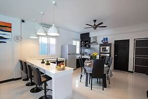 Modern Elegance 3BR Pool Villa Marine