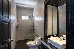 Modern Elegance 3BR Pool Villa Marine