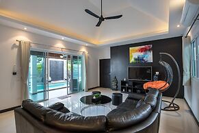 Modern Elegance 3BR Pool Villa Marine