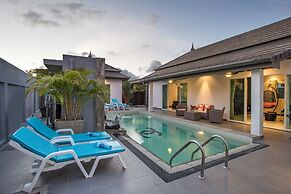 Modern Elegance 3BR Pool Villa Marine
